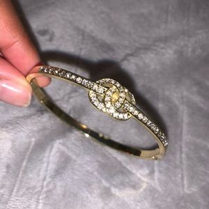 Swarovski Crystal Interlocking Bangle